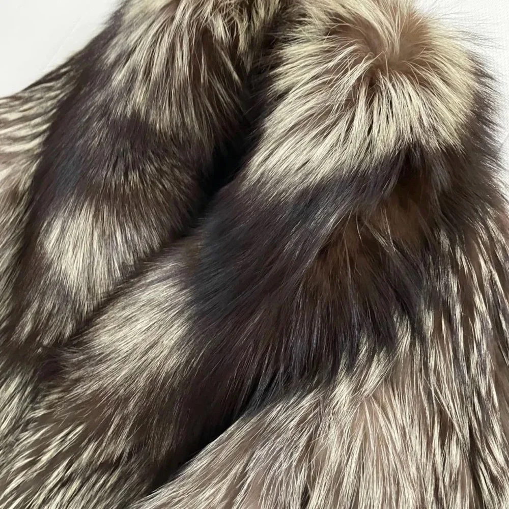 SAGA FOX Vintage Luxury Fur Coat Silver Fox - Picture 4 of 6